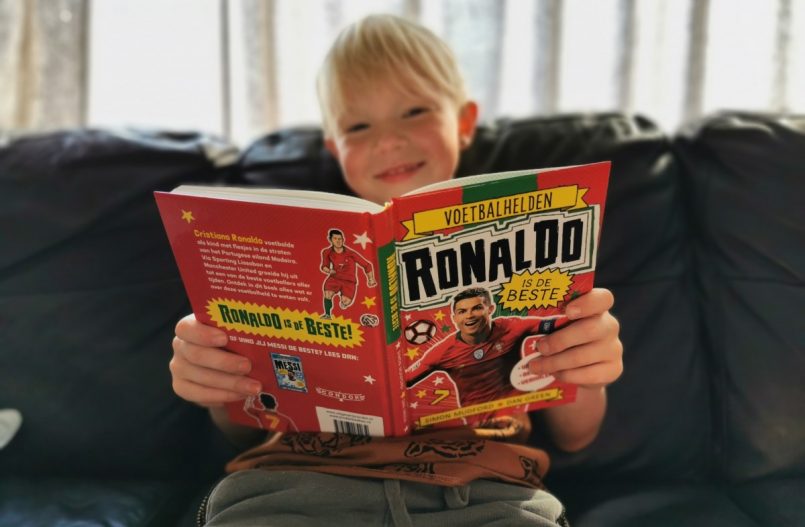 Voetbalboeken - Voetbalhelden Ronaldo & Messi