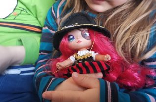Na! Na! Na! Surprise Sparkle-serie review 3